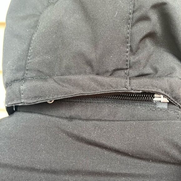 AQ Explore The Unknown Unisex black puffer coat, front & side zippers, hood,5-6 - Picture 9 of 9